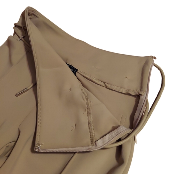 Maniere De Voir Tie Detail Neoprene Zip Ankle Pintucked Leggings In Beige - Picture 10 of 16